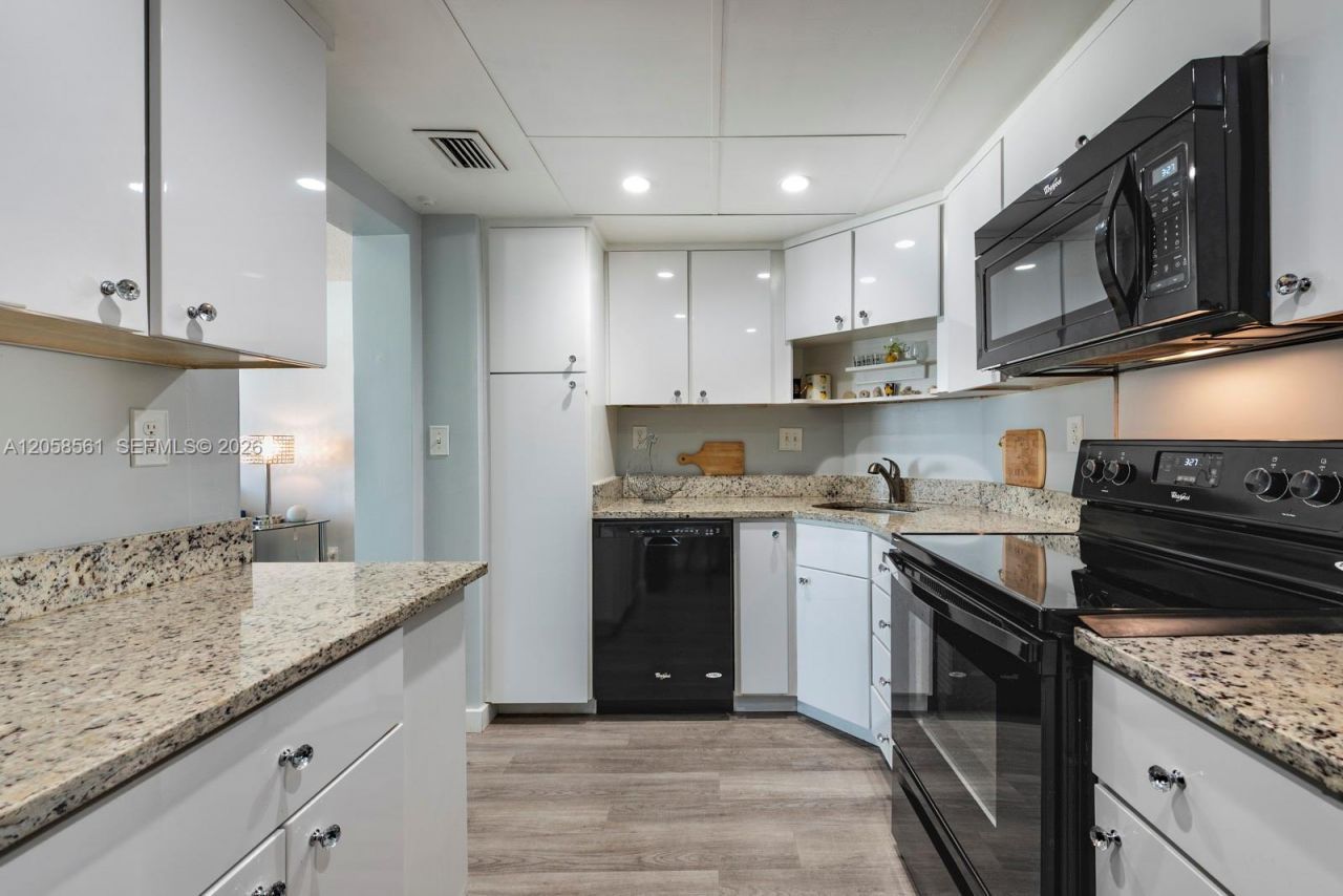 4010 Galt Ocean Dr, Unit 207, Fort Lauderdale, FL 33308 Photo