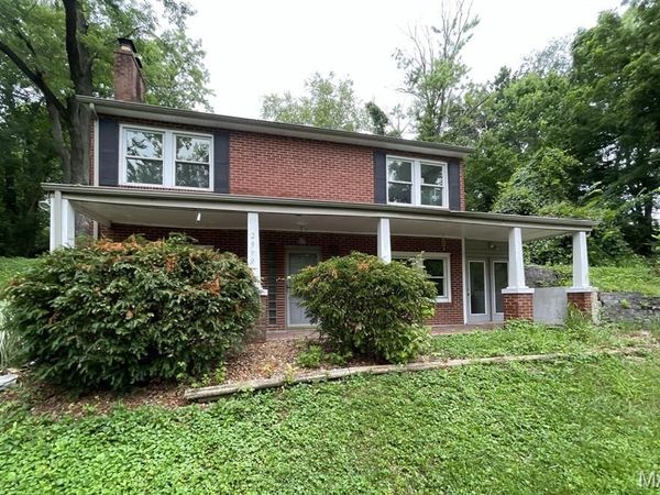 2979 Petticoat Junction Lane , Glen Carbon, IL 62034