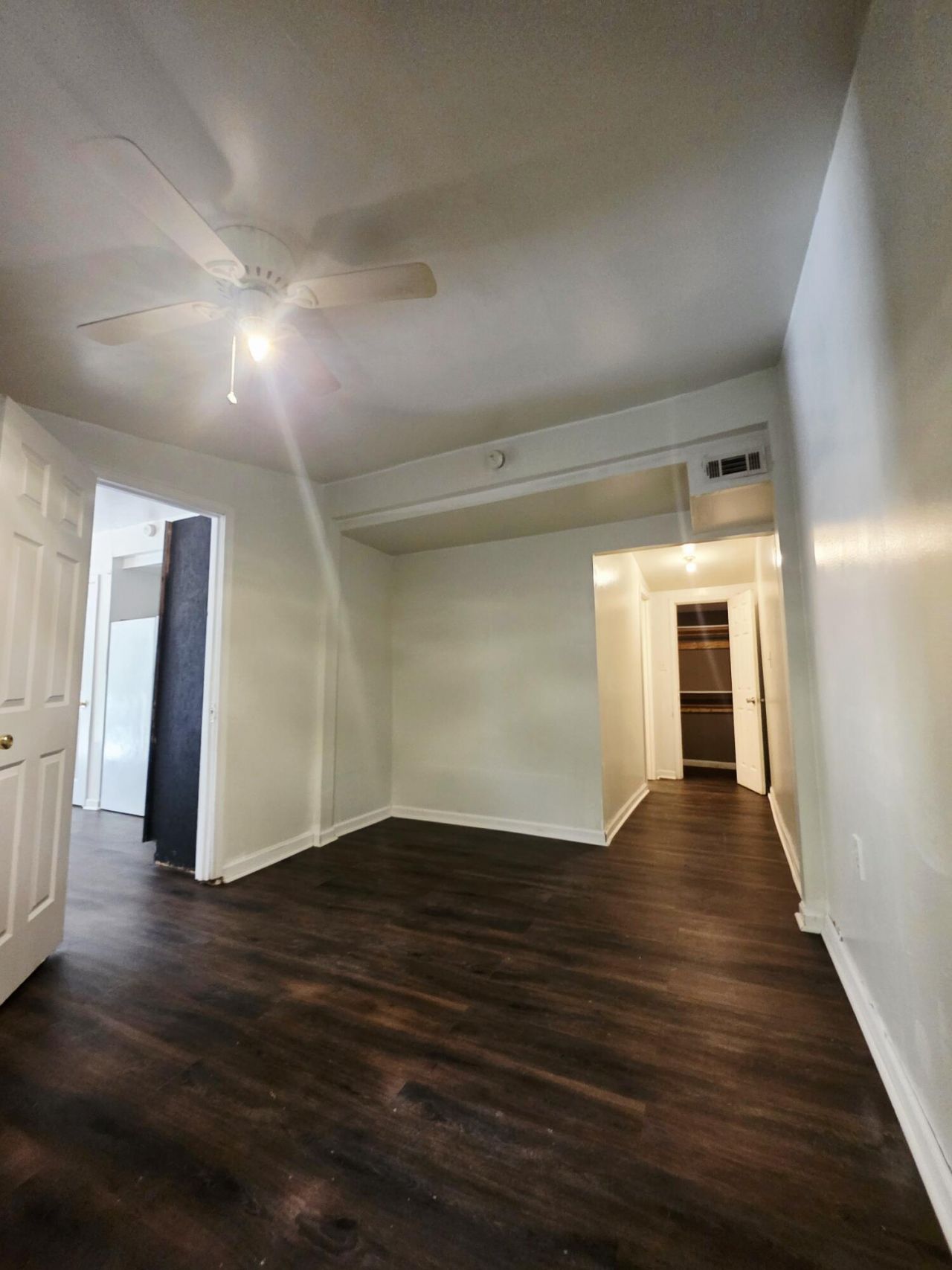 401 Clarendon Street Photo 39