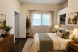 401 Clarendon Street photo 4