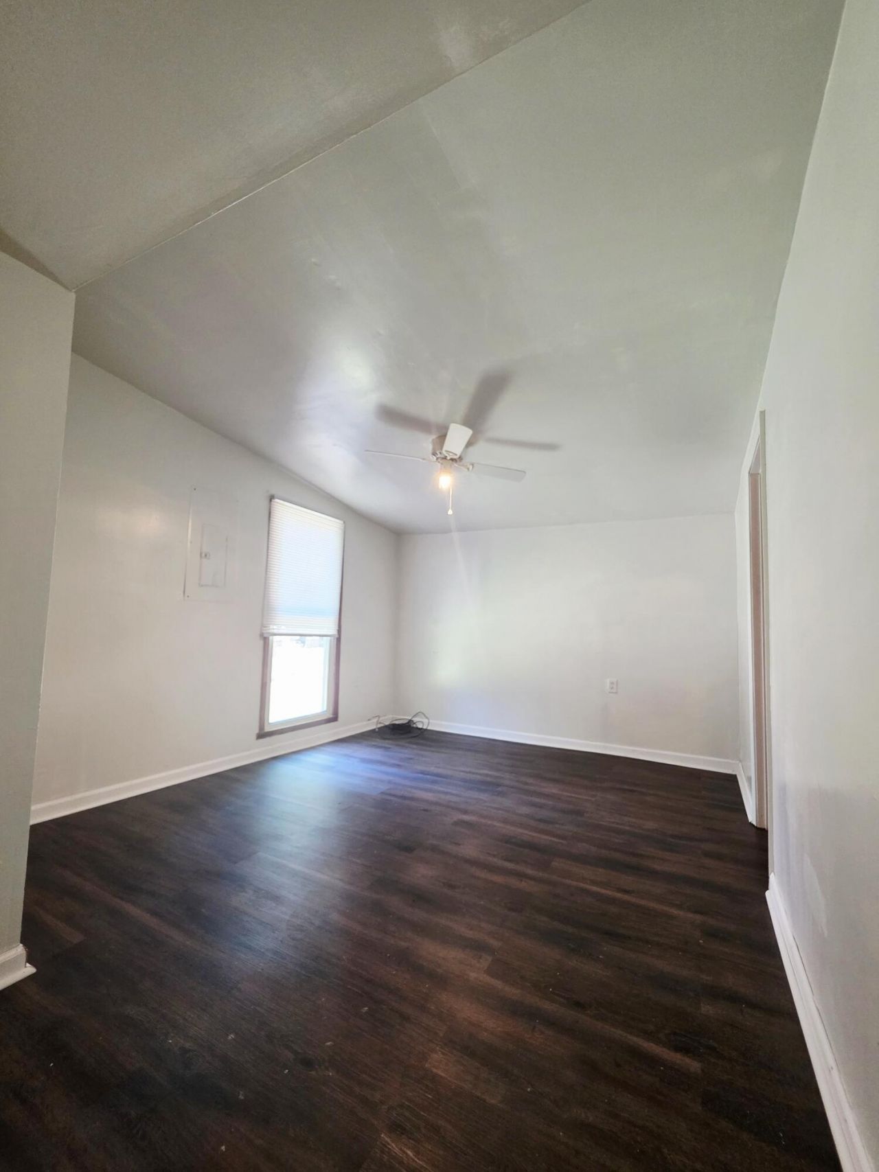 401 Clarendon Street Photo 40