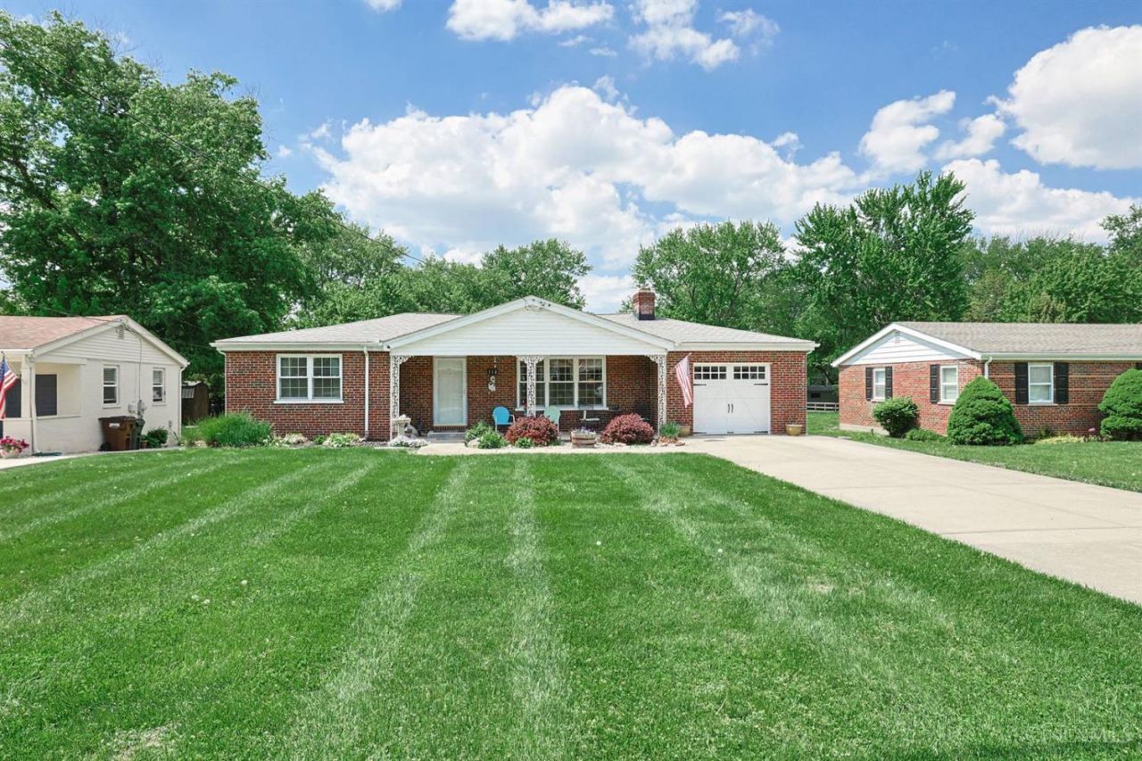 113 Lynnview Drive, Mason, OH 45040 Main Photo
