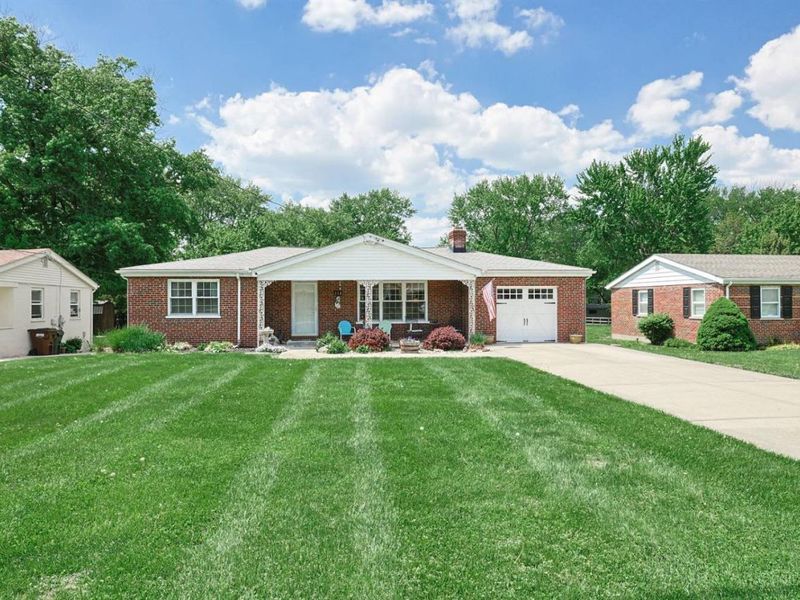 113 Lynnview Drive, Mason, OH 45040 Photo 1