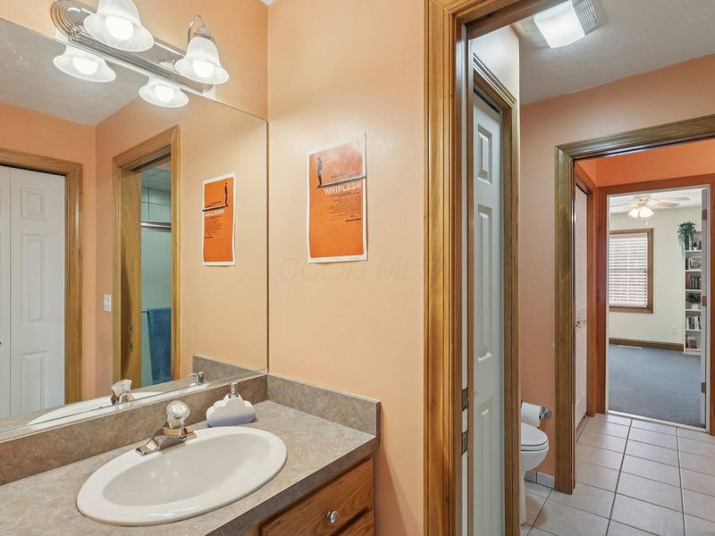 37540 Delamere Court, Solon, OH 44139 Photo 32