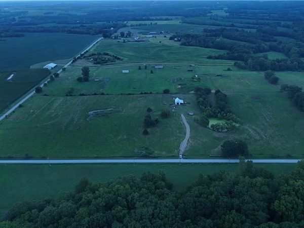 2040 NE 280th Street, Lathrop, MO 64465