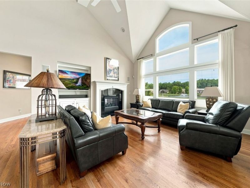 4240 Saint Annes Court, Avon, OH 44011 Photo 3
