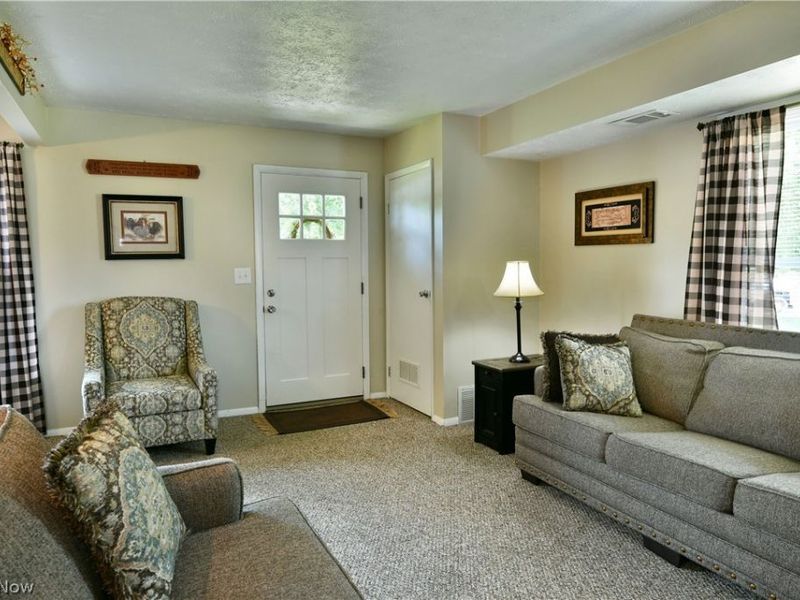 2832 Ivy Hill Circle , Unit D, Cortland, OH 44410 Photo 15