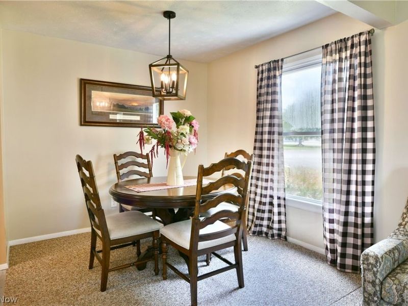 2832 Ivy Hill Circle , Unit D, Cortland, OH 44410 Photo 8