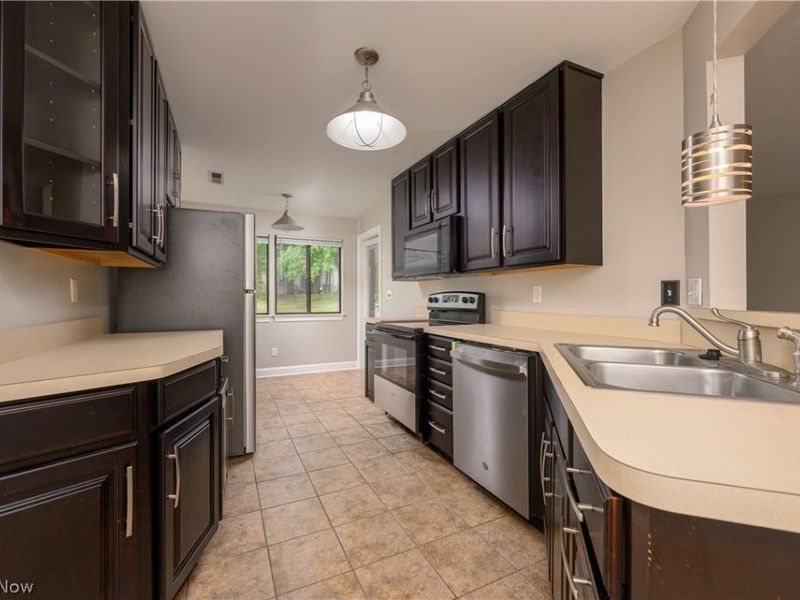 3800 Rosemont Boulevard, Unit 109B, Fairlawn, OH 44333 Photo 4