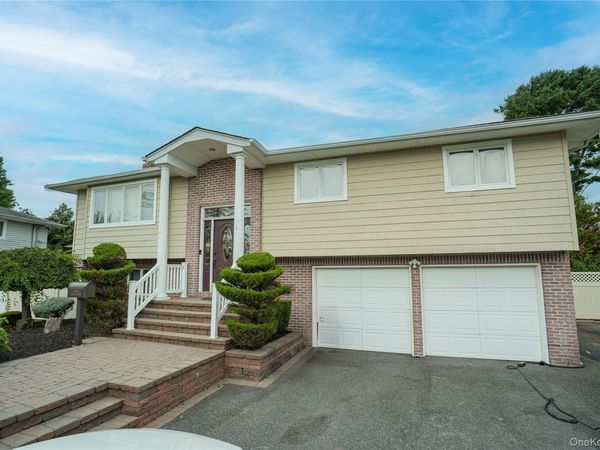66 Harvest Lane, Commack, NY 11725