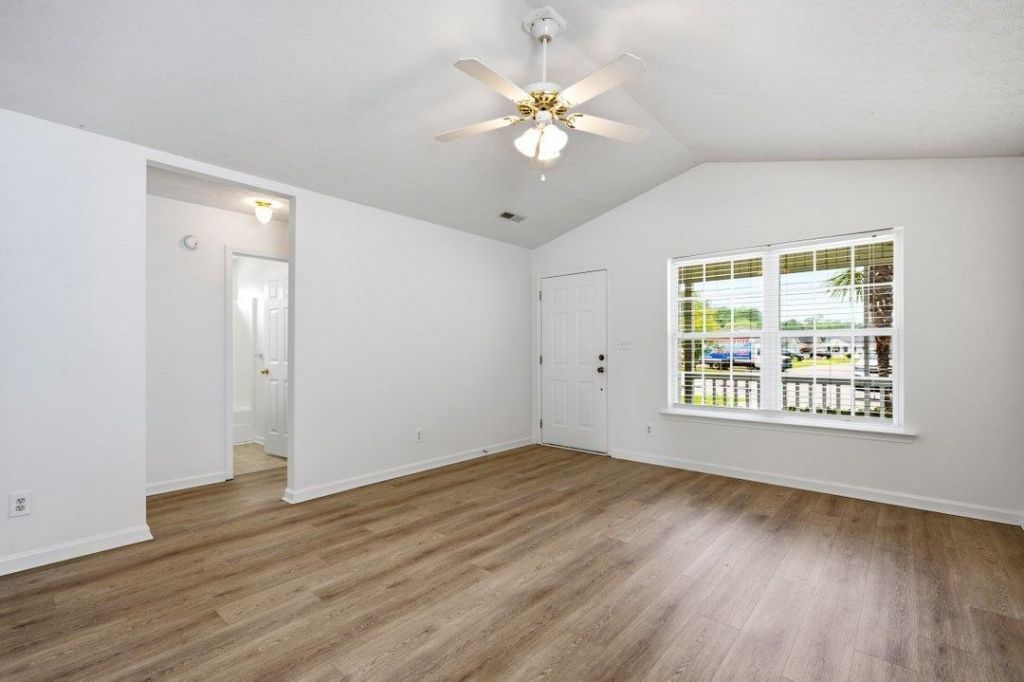 3036 Sabal Ct.  Photo 7