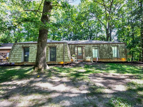9405 SPICER Road, Green Oak Township, Mi 48116