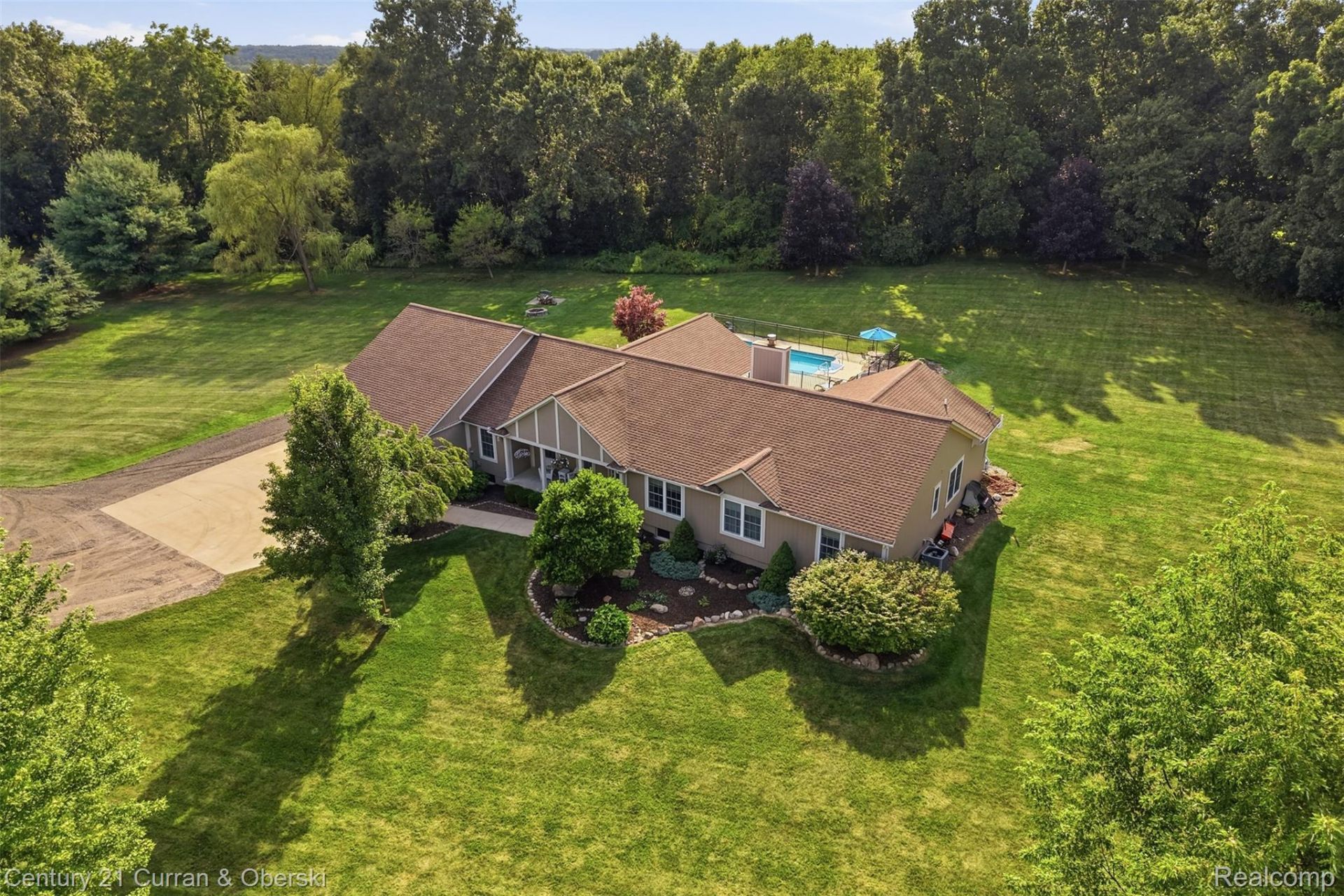 1263 Purdy Lane, Oceola Township, Mi 48843 Main Photo