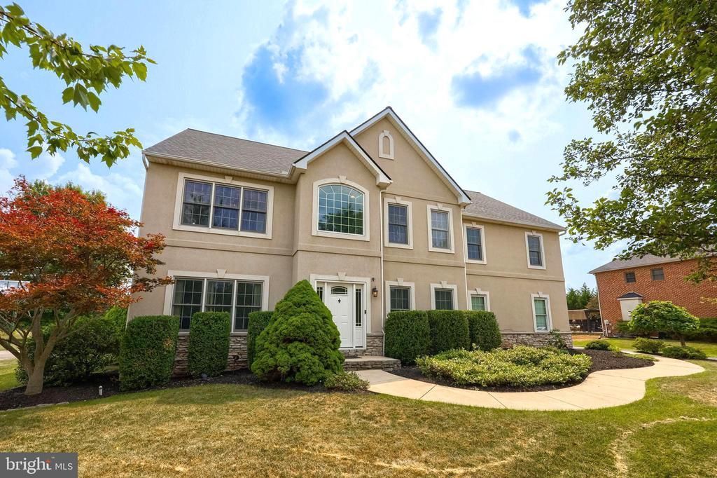 2623 HUNTFIELD DRIVE , YORK, PA 17404