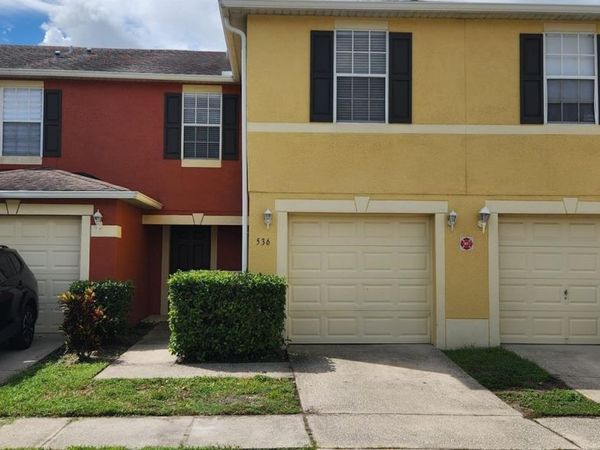 536 CRESTING OAK CIRCLE , Unit 10, ORLANDO, FL 32824