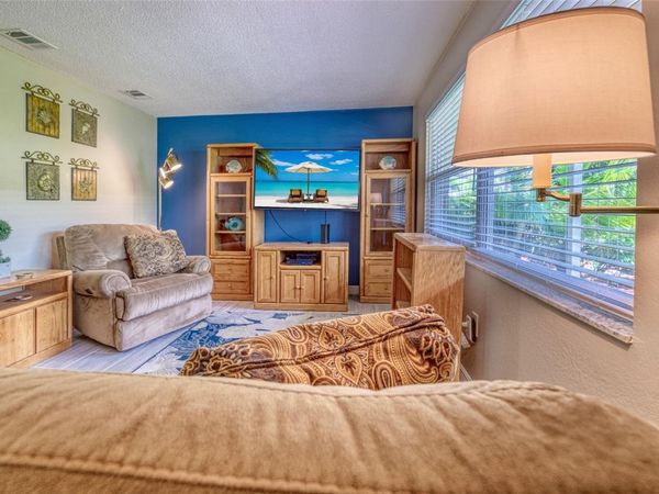 10039 62ND AVENUE N, Unit 2, ST PETERSBURG, FL 33708