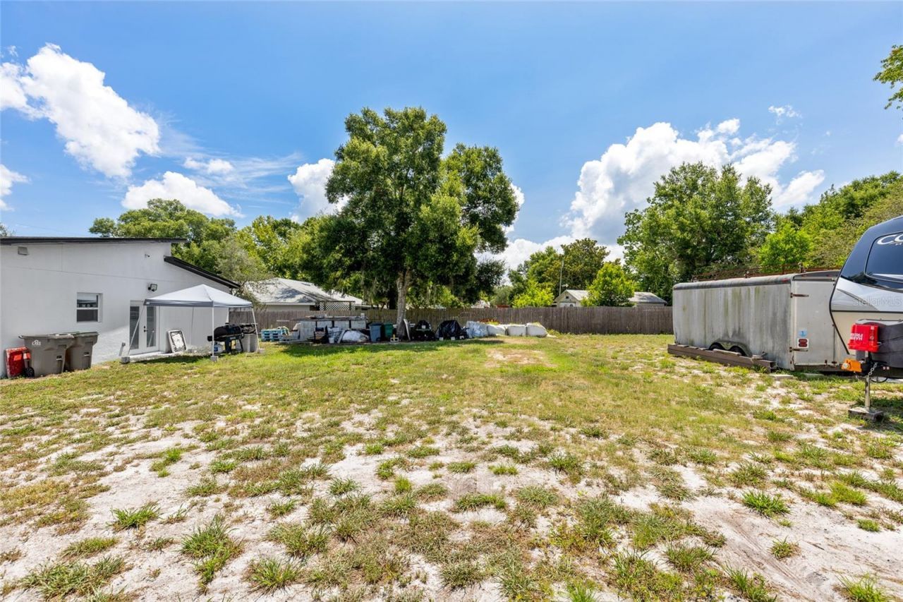 11426 Lakeview Drive , Leesburg, FL 34788 Photo