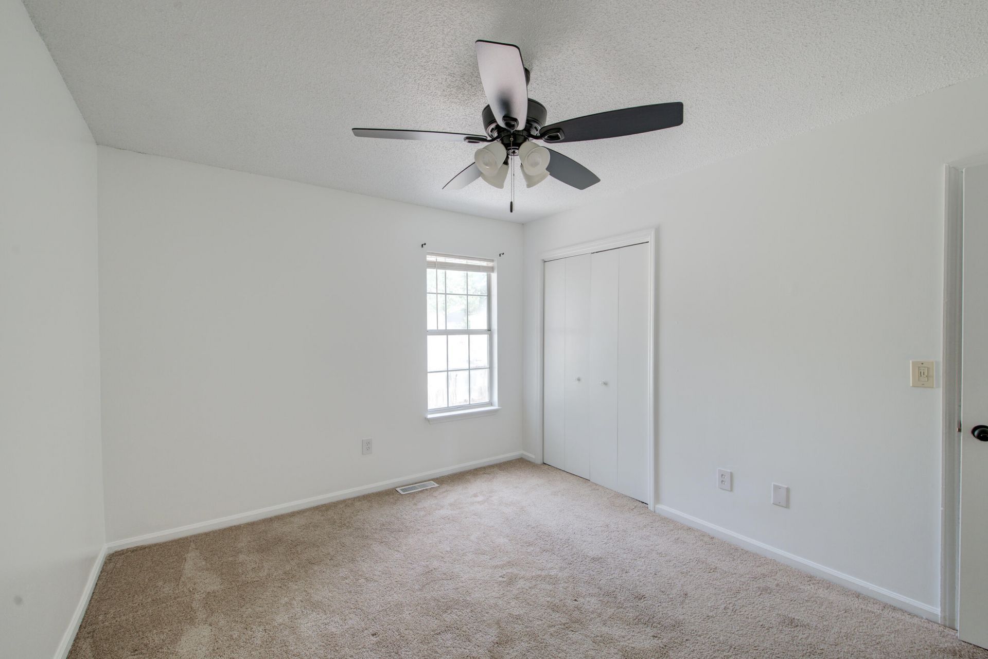 4724 Bayfield Drive Photo 12