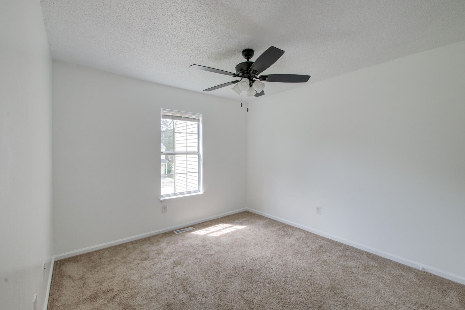 4724 Bayfield Drive Photo 18