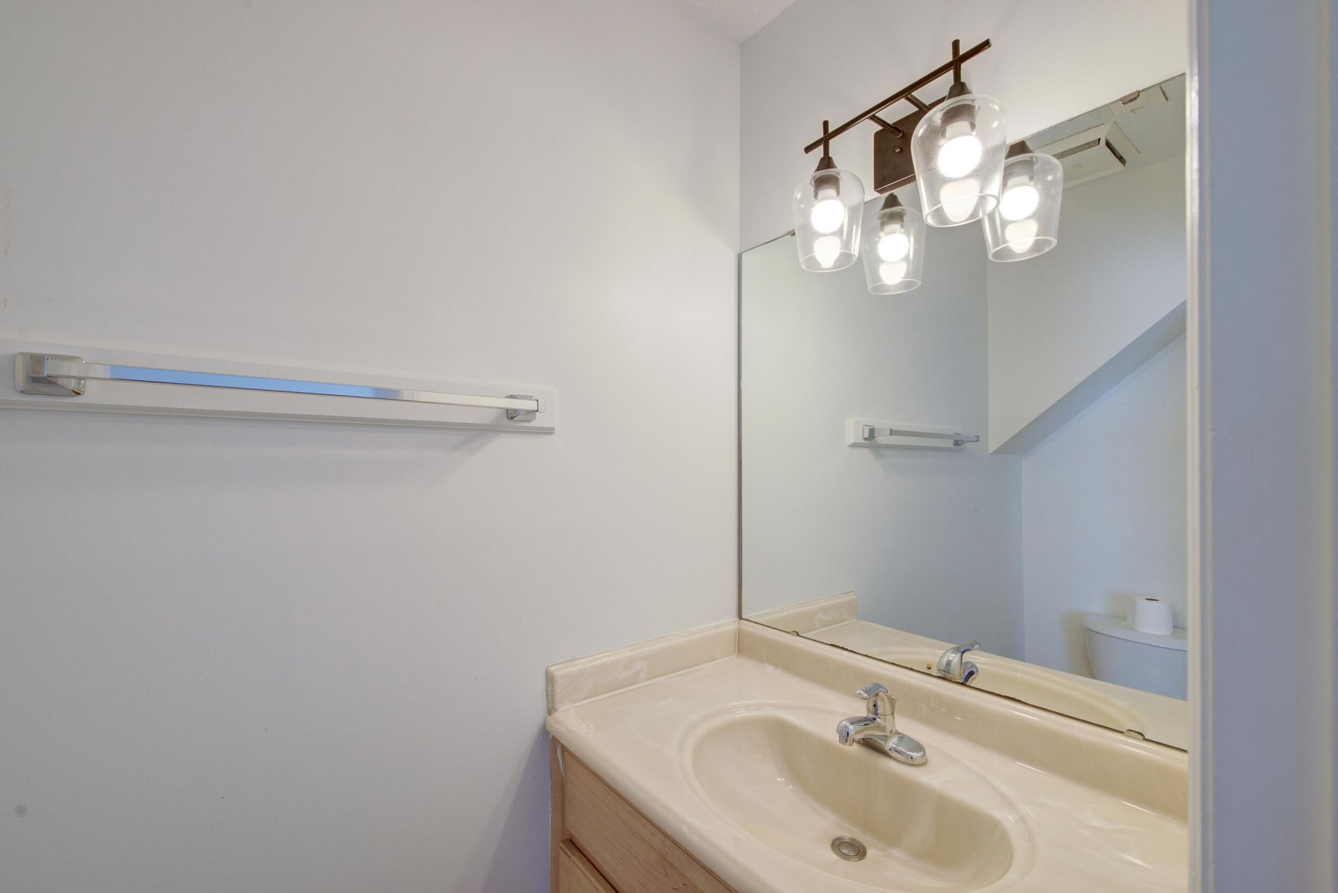 4724 Bayfield Drive Photo 32