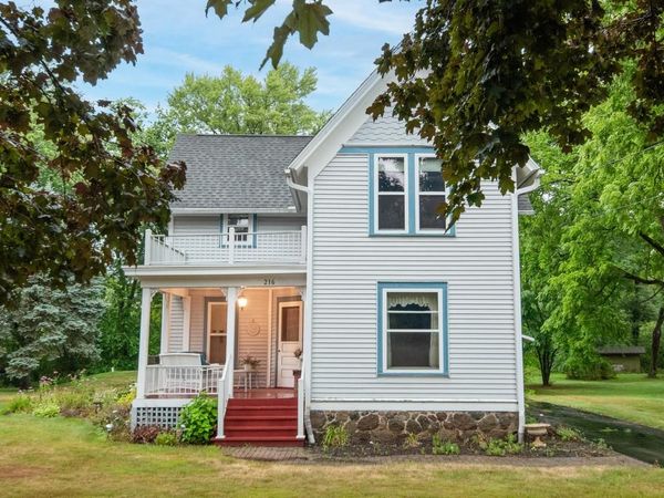 216 W Main STREET, Wales, WI 53183