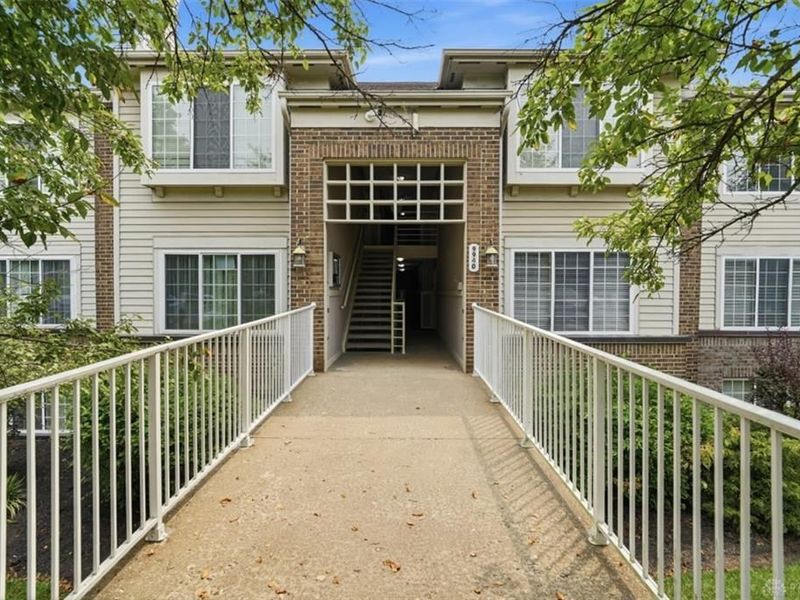 9940 Regatta Drive, Unit 302, Colerain Township, OH 45252 Photo 3