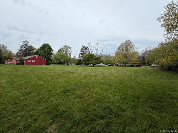 69430 Main Road , Greenport, NY 11944