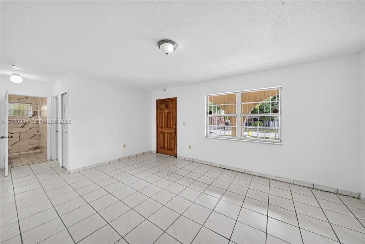 430 SE 7th Ave , Hialeah, FL 33010 Photo