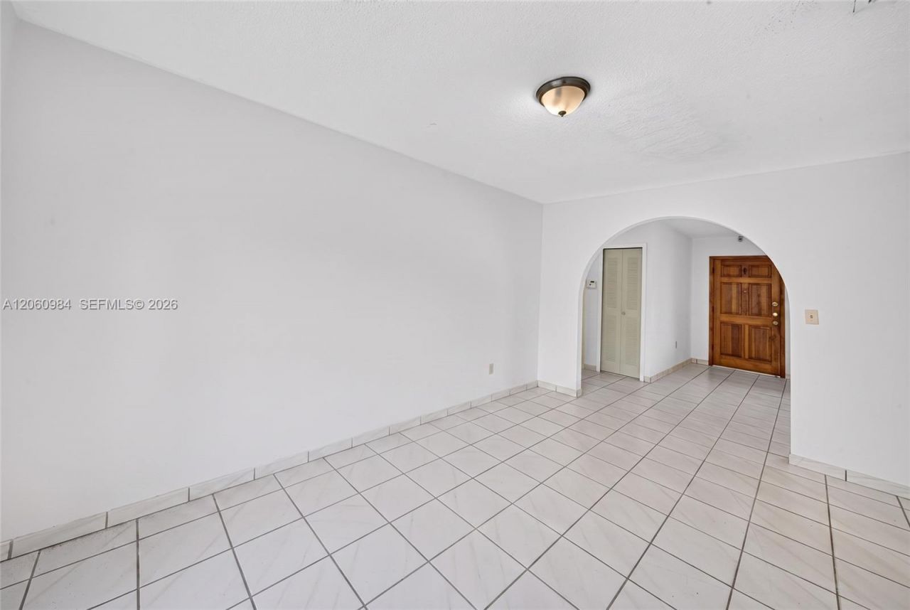 430 SE 7th Ave , Hialeah, FL 33010 Photo