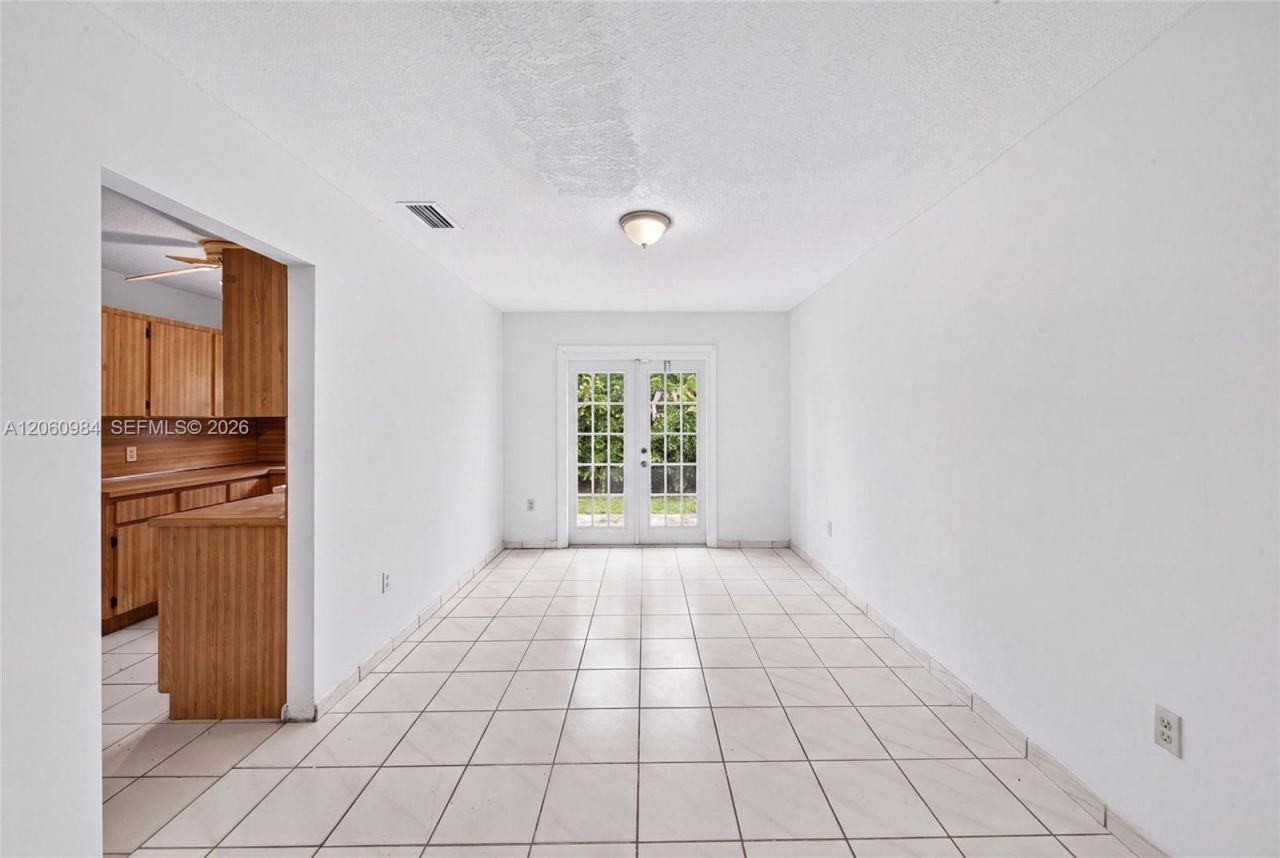 430 SE 7th Ave , Hialeah, FL 33010 Photo