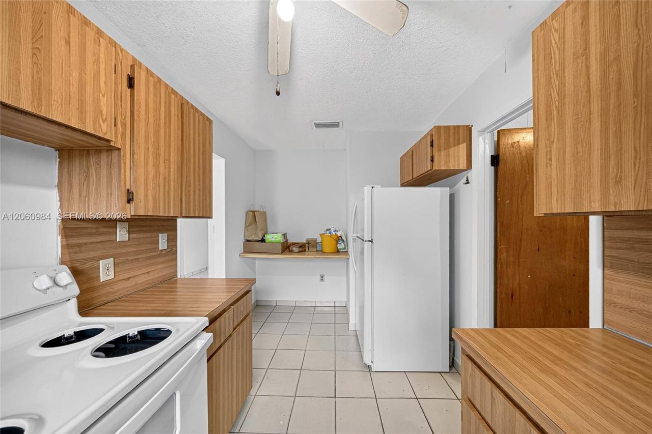 430 SE 7th Ave , Hialeah, FL 33010 Photo