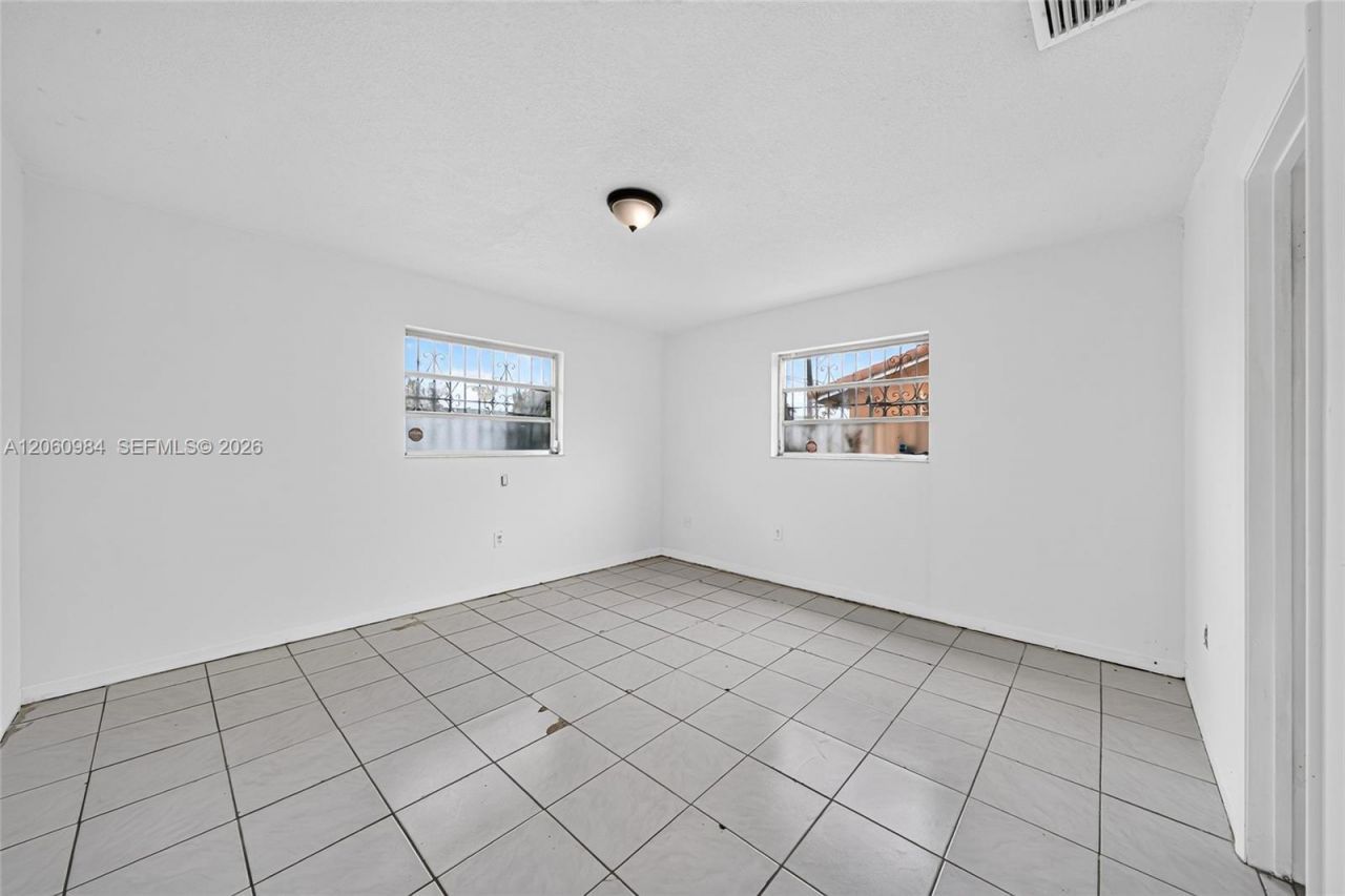 430 SE 7th Ave , Hialeah, FL 33010 Photo