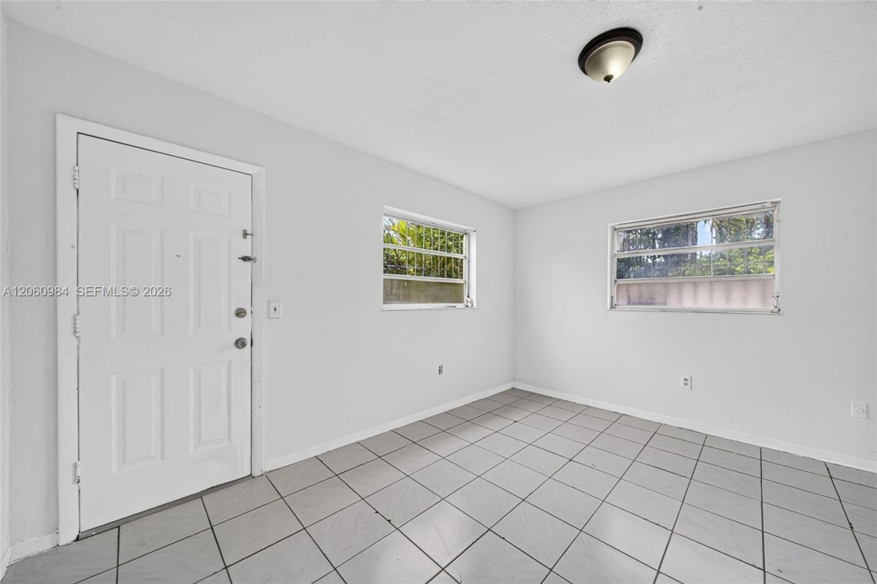 430 SE 7th Ave , Hialeah, FL 33010 Photo