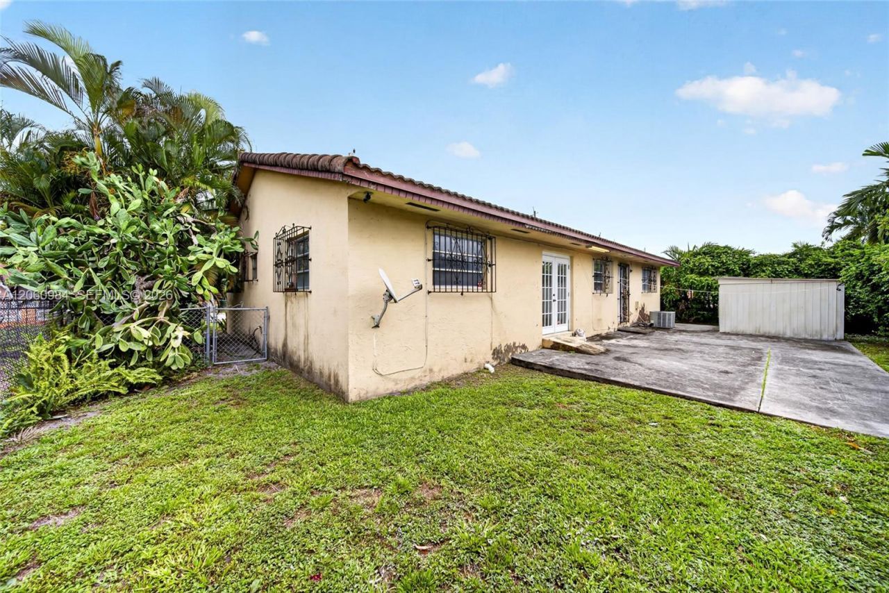430 SE 7th Ave , Hialeah, FL 33010 Photo