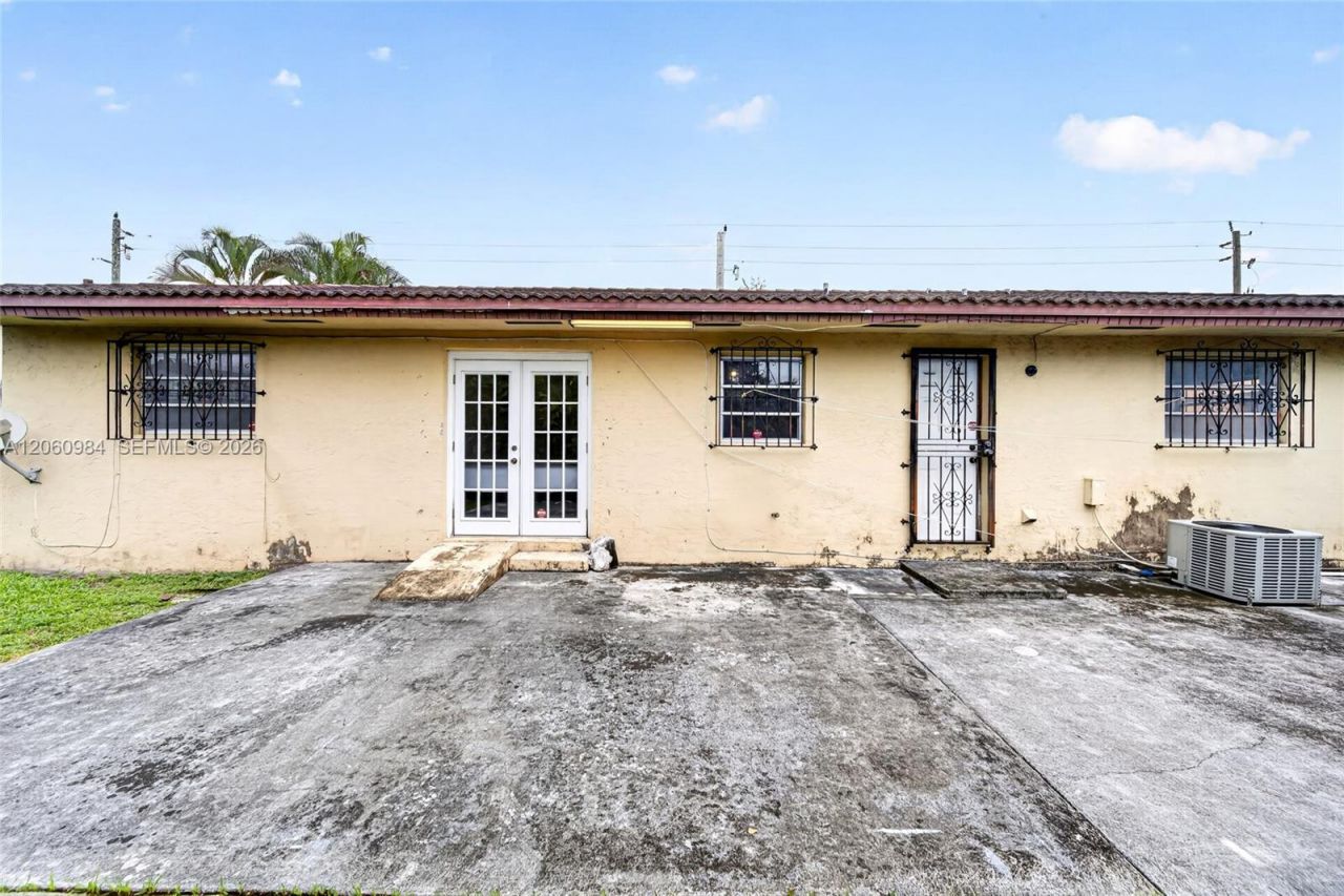 430 SE 7th Ave , Hialeah, FL 33010 Photo