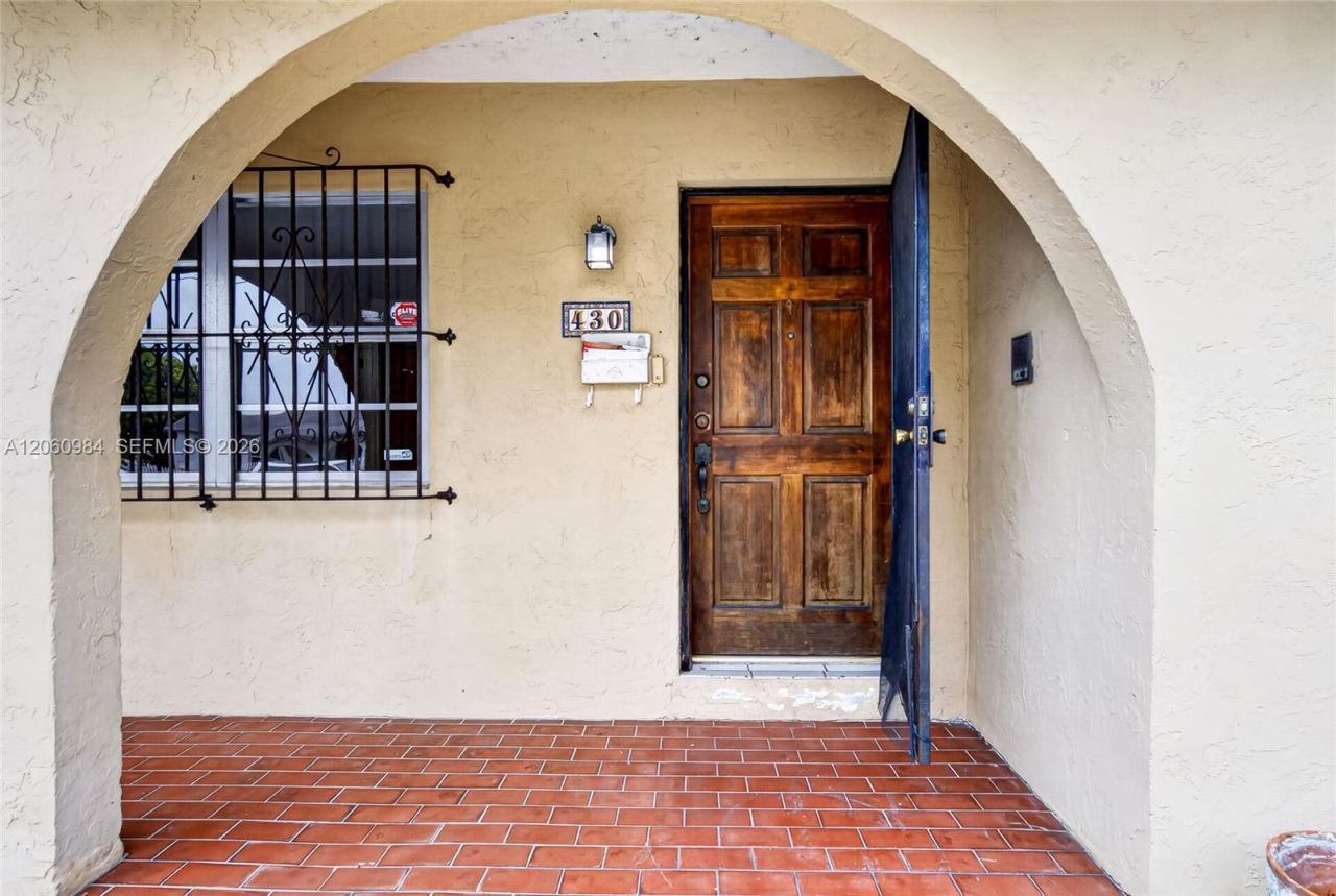 430 SE 7th Ave , Hialeah, FL 33010 Photo