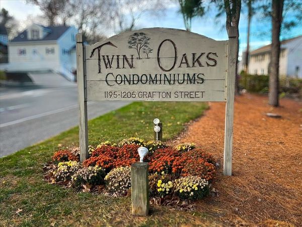 1205 Grafton Street, Unit B-23, Worcester, MA 01604