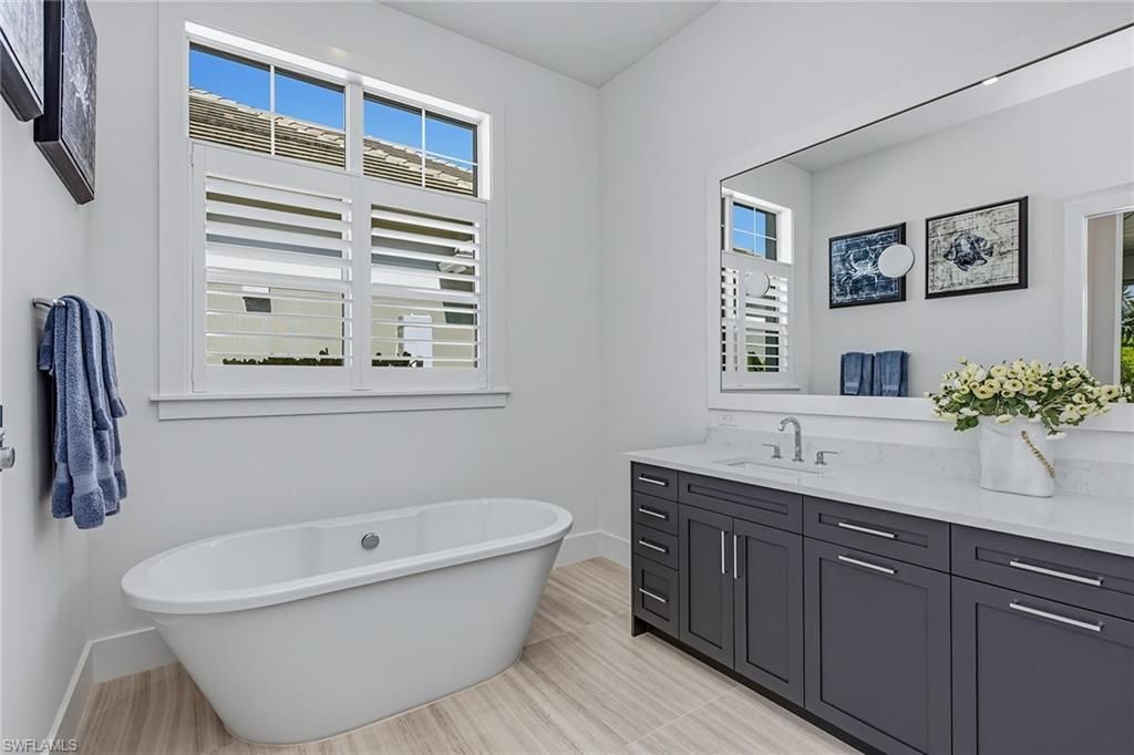 3308 Kumamoto Ln, Naples, FL 34114 Photo