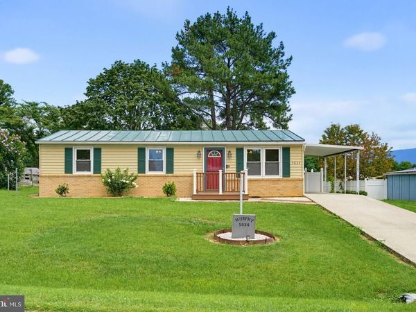 5834 BROAD STREET, MOUNT JACKSON, VA 22842