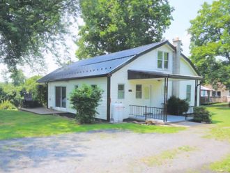 106 N ELMER AVENUE Halifax, PA 17032