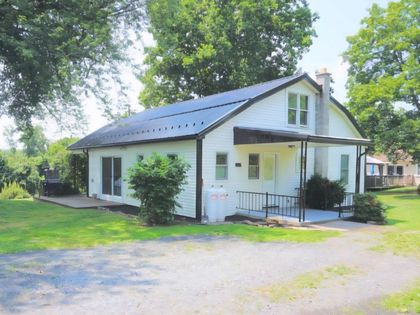 106 N ELMER AVENUE Halifax, PA 17032