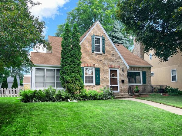 5715 11th Avenue S, Minneapolis, MN 55417