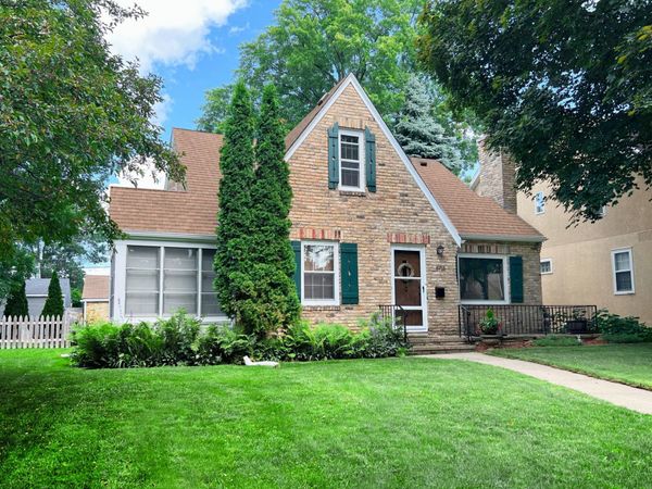 5715 11th Avenue S, Minneapolis, MN 55417