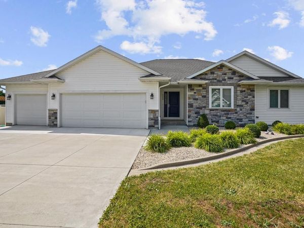 3909 16th PLACE, Kenosha, WI 53144
