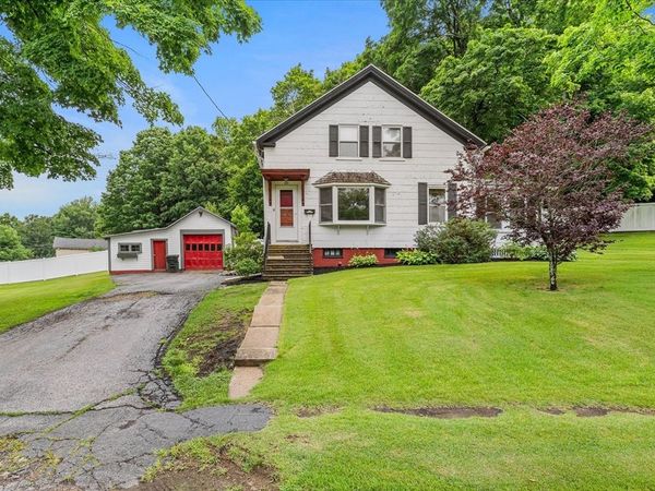 130 Summer St, North Brookfield, MA 01535