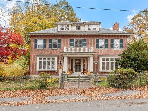 144 Hanks Street, Lowell, MA 01852