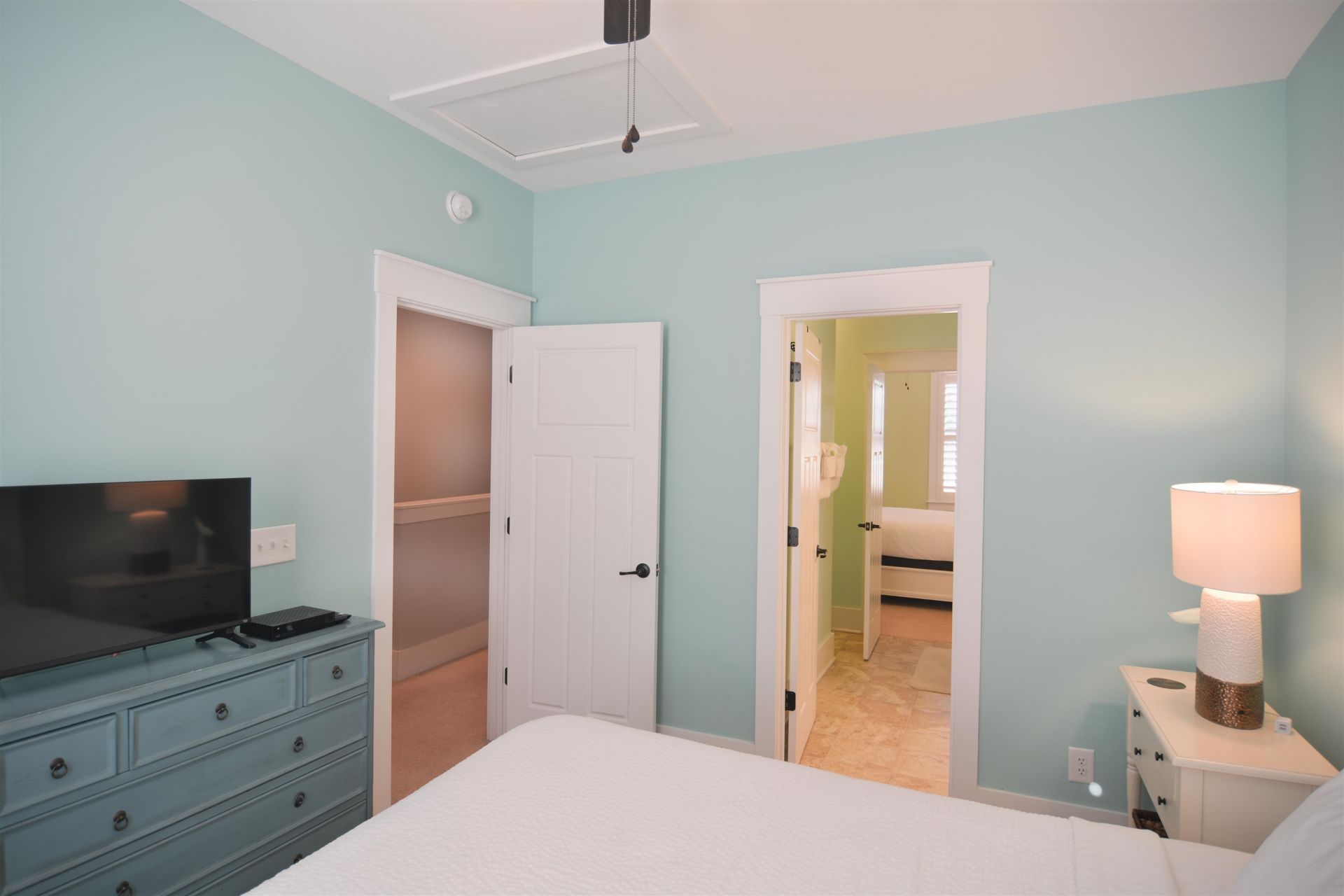 573 Olde Mill Dr.  Photo 23