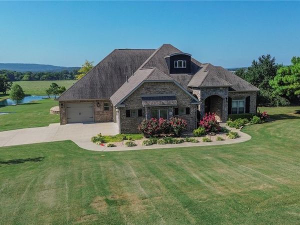 1951 Walnut Grove Road , Prairie Grove, AR 72753