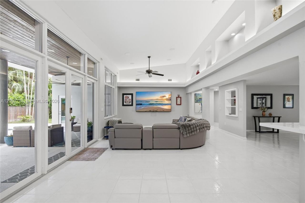 15845 SW 87th Ave, Palmetto Bay, FL 33157 Photo