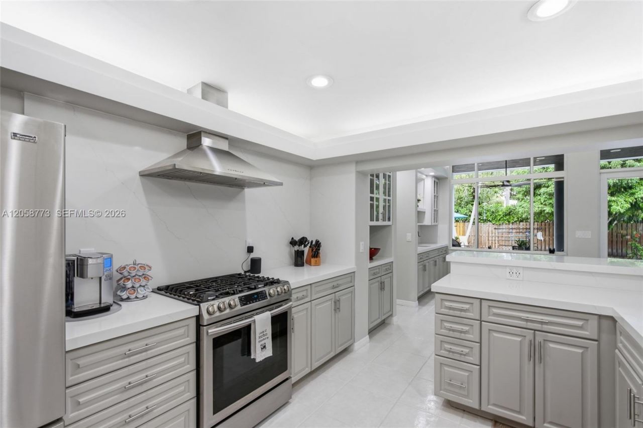 15845 SW 87th Ave, Palmetto Bay, FL 33157 Photo